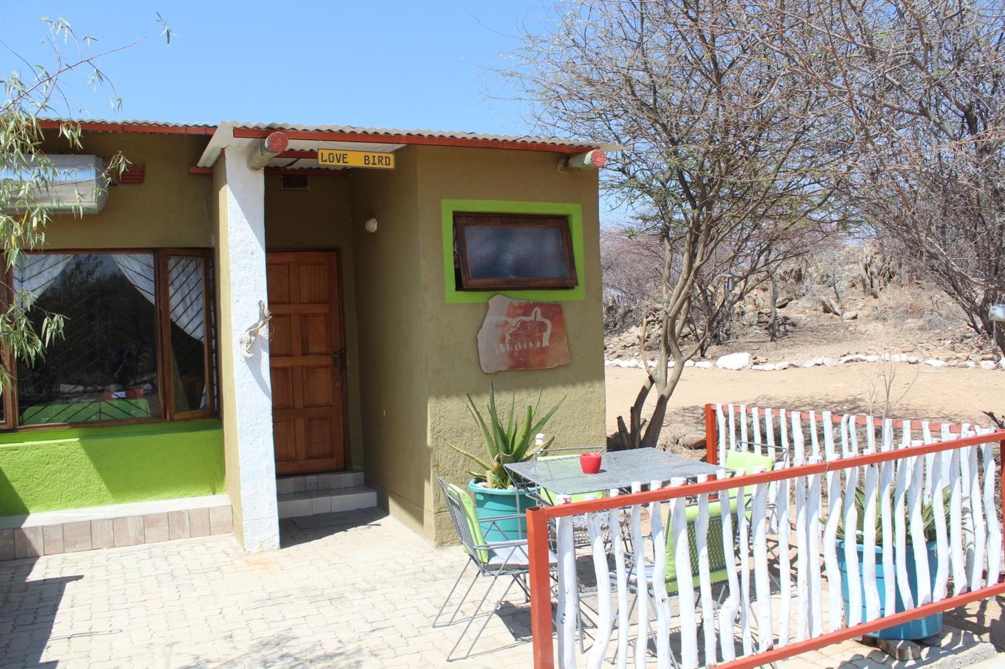 Ann'S Lodge & Camping Kamanjab Exterior foto