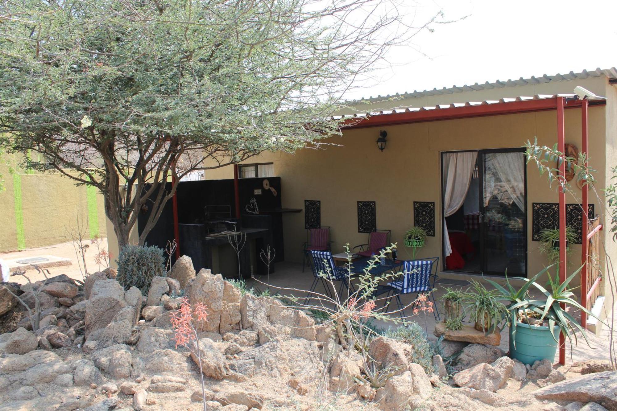 Ann'S Lodge & Camping Kamanjab Exterior foto